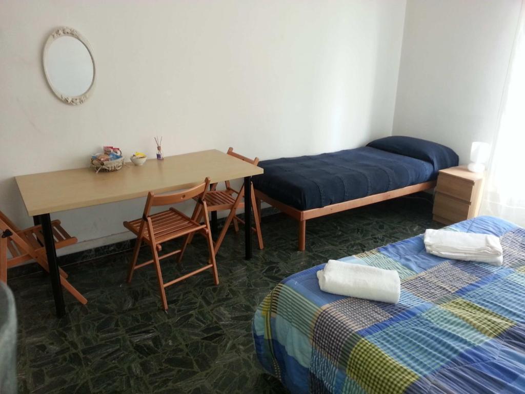 A Due Passi Dal Treno Apartment Pisa Cameră foto