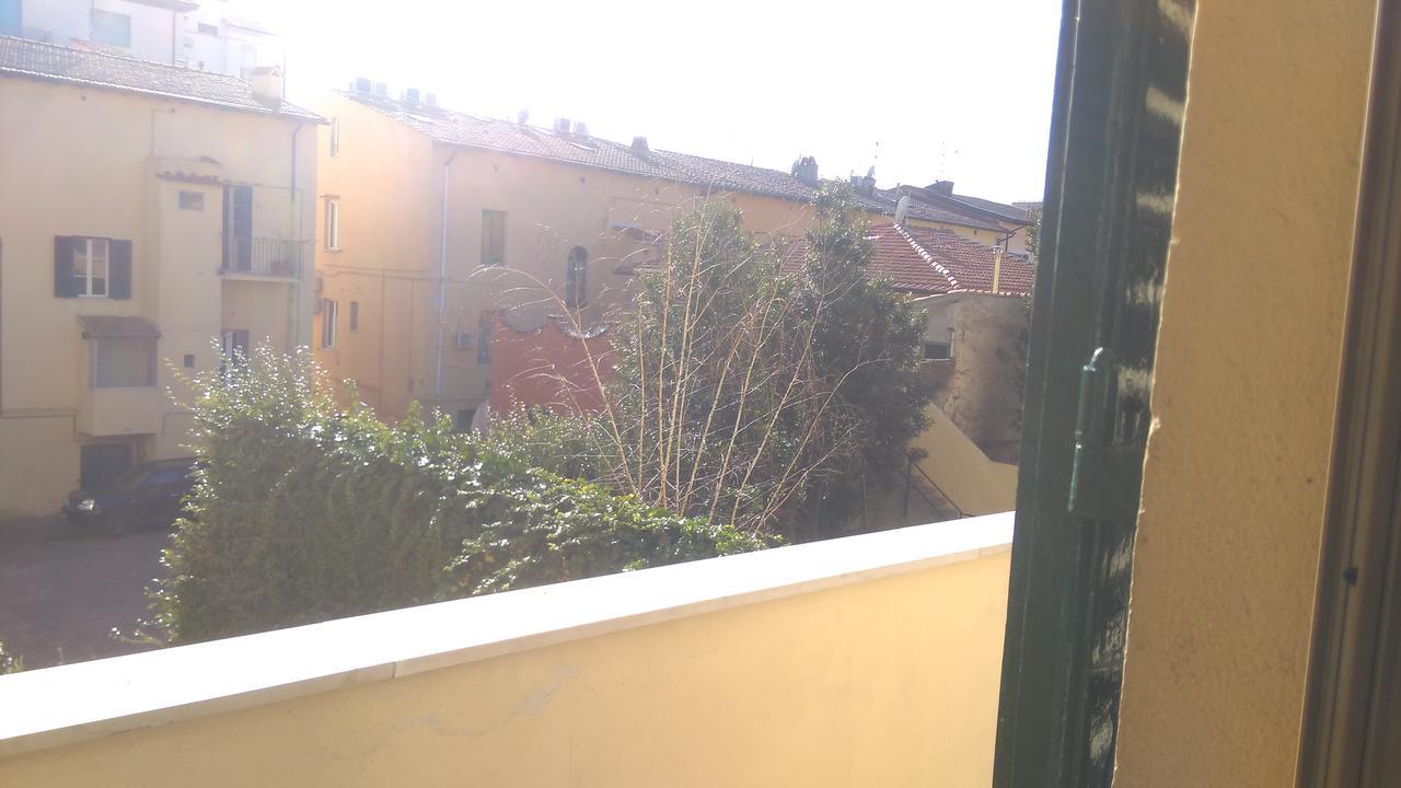 A Due Passi Dal Treno Apartment Pisa Exterior foto